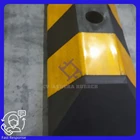 Wheel Stopper Black - Yellow 1